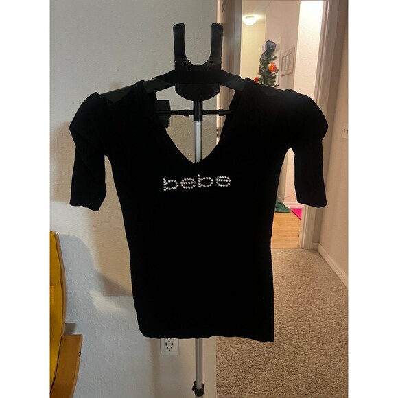 Bebe Swarovski Crystal Bedazzled Y2K Logo Cold Shoulder V-Neck Sweater - Picture 2 of 9
